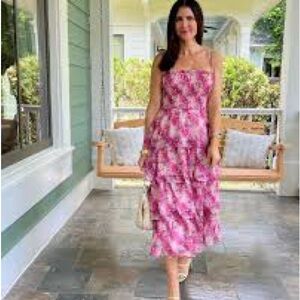 Lucy Paris Hyacinth Pink Floral Ruffle Tiered Smocked Top Dress Sz M